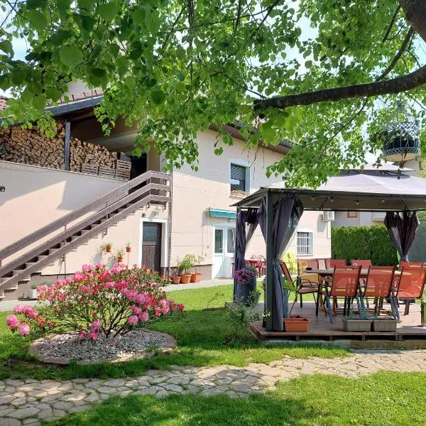 Studio apartma Žirovnik, Hotel in Cerklje na Gorenjskem
