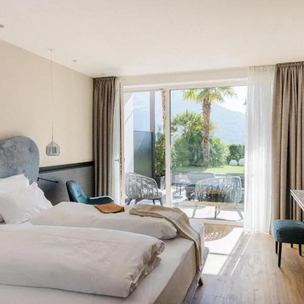 Hotel Paradies, hotel v destinaci Tirol
