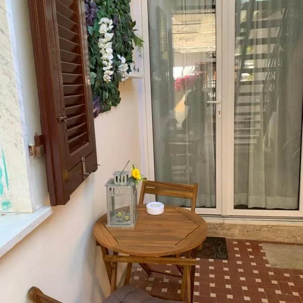 Ca' ToscaLina, hotel in Carrara