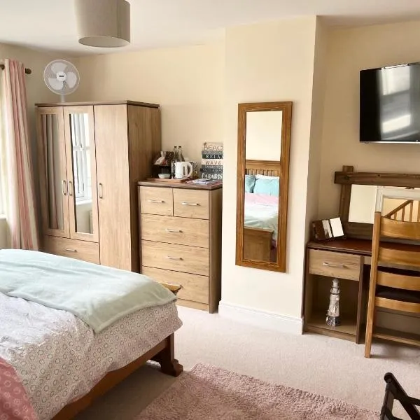 New Room @ Sean and Janes, hotel in Ballycastle