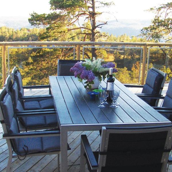 Beautiful Home In Dlemo With 5 Bedrooms, Wifi And Sauna