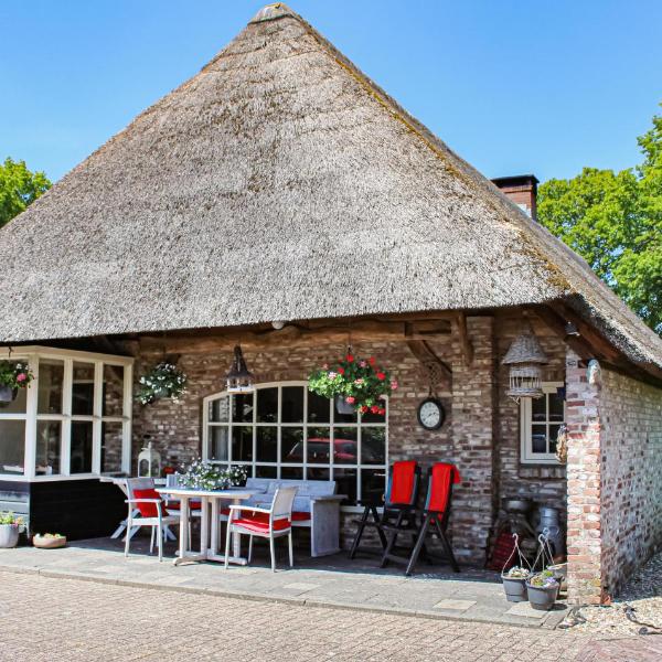 Amazing Home In Udenhout With 1 Bedrooms And Wifi