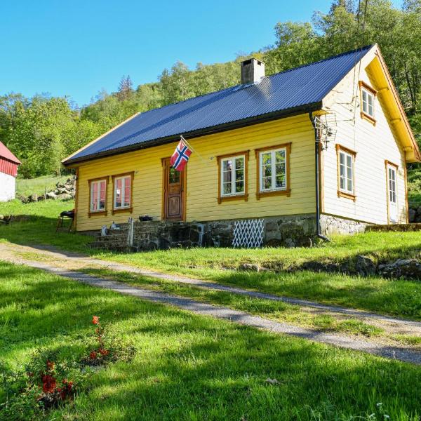 Amazing Home In Farsund With 2 Bedrooms And Wifi