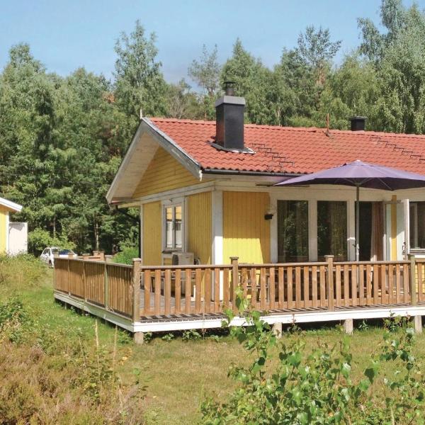 Amazing Home In Ljuster With 3 Bedrooms, Sauna And Wifi