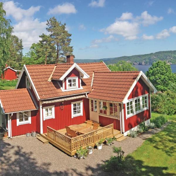 Stunning Home In Munkedal With 2 Bedrooms And Wifi