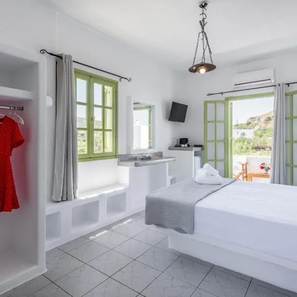 Pente Elies Milos, hotel v destinaci Pollonia