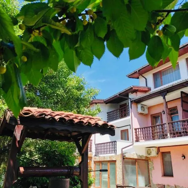 Семеен хотел Свети Георги, hotel a Kavarna