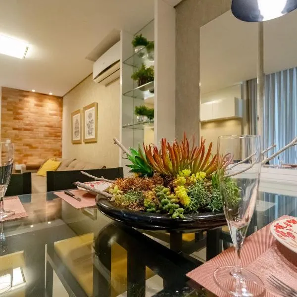 Varandas do Atlântico - Aconchegante Apartamento em Condo Pé na Areia, hotel in Bombas