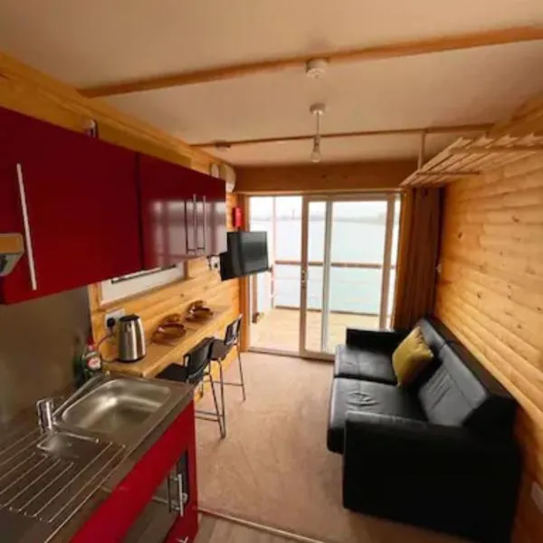 Lake View Lodge Pod, hotel u gradu Čičester