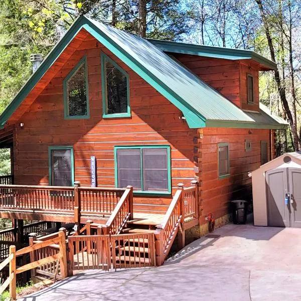 LUXURY CABIN WITH WATERVIEW AND PRIVACY, hiking โรงแรมในบลูริดจ์