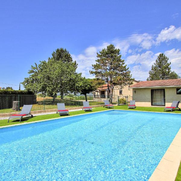 Awesome Home In Beaulieu With 3 Bedrooms, Wifi And Outdoor Swimming Pool