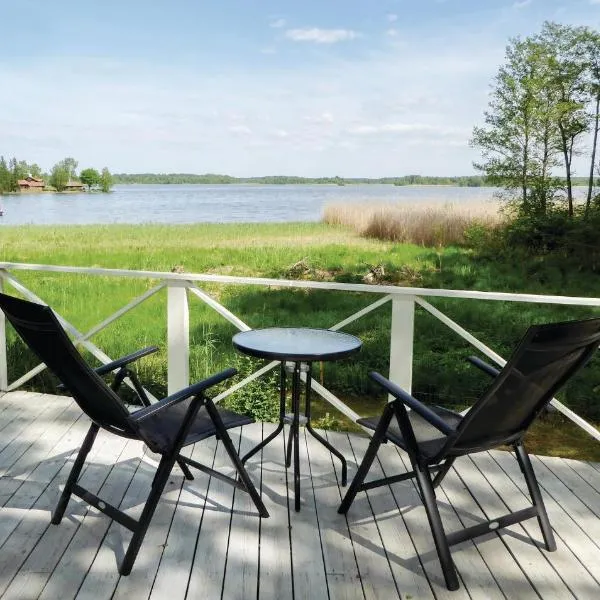 3 Bedroom Amazing Home In Strängnäs, hotel v destinaci Strängnäs