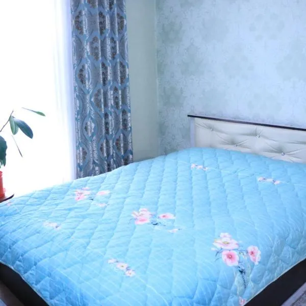 Guest House Oimo, hotel in Balykchy