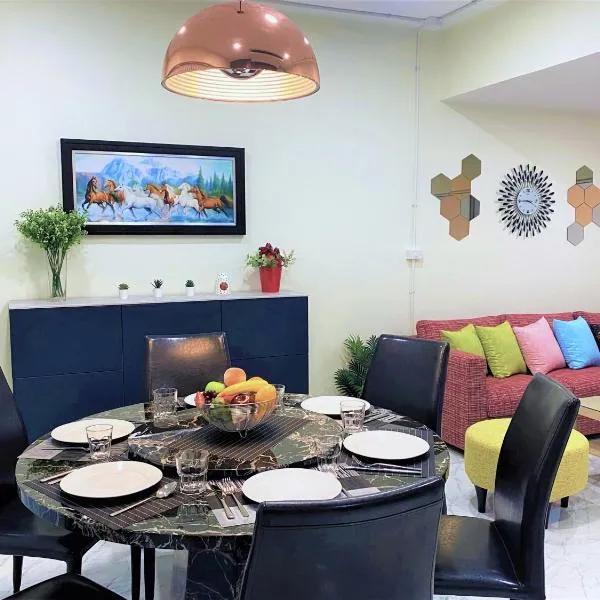 At FOUR-6 Bed, CITY CENTER, Nana BTS, MBK, Central World, Siam, hotel in Bangkok