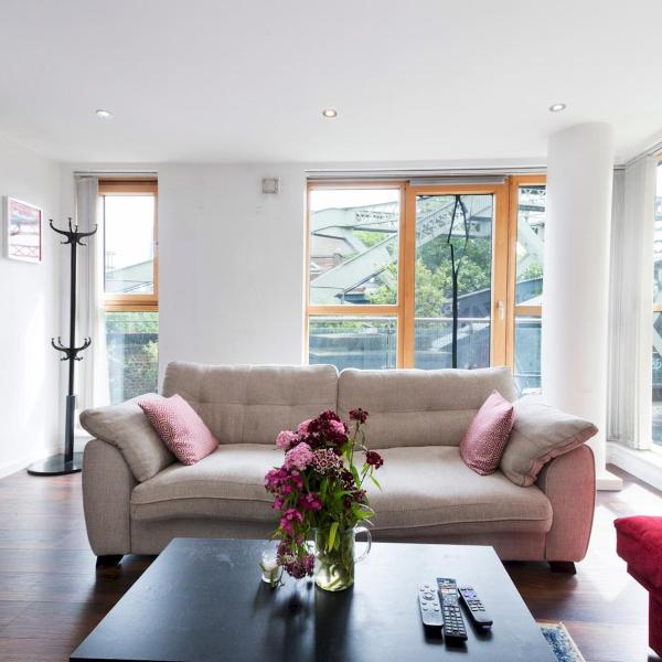 Pass the Keys Trendy Apartment in Best Location, London