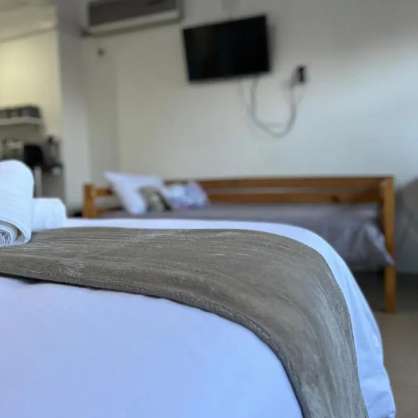 Bella Lux Holiday Condos, hotel in Durban