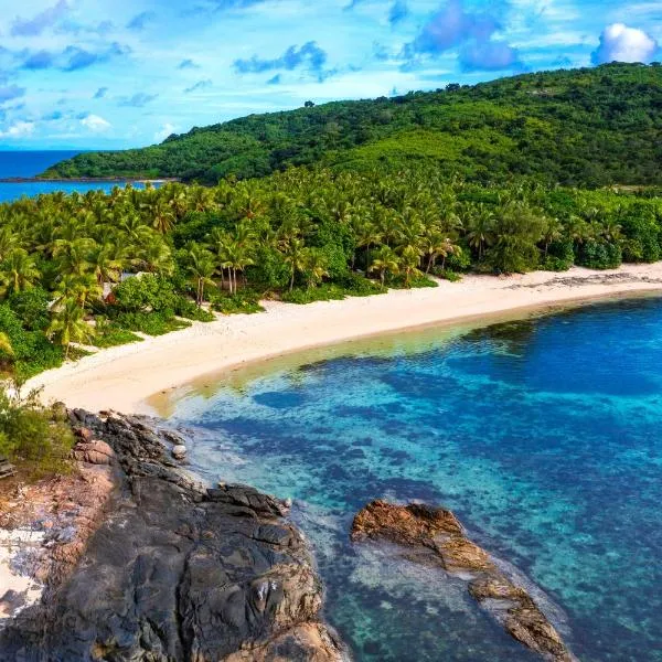 Barefoot Manta Island Resort, hotel in Drawaqa Island