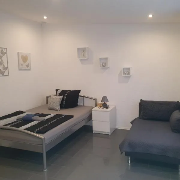 Ella's Wolke Appartements - EW2, hotel v destinaci Zweibrücken