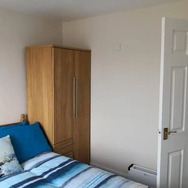 'Le Chalet II' free unlimited wifi 2 bed chalet House, hotel v destinaci Pembrokeshire