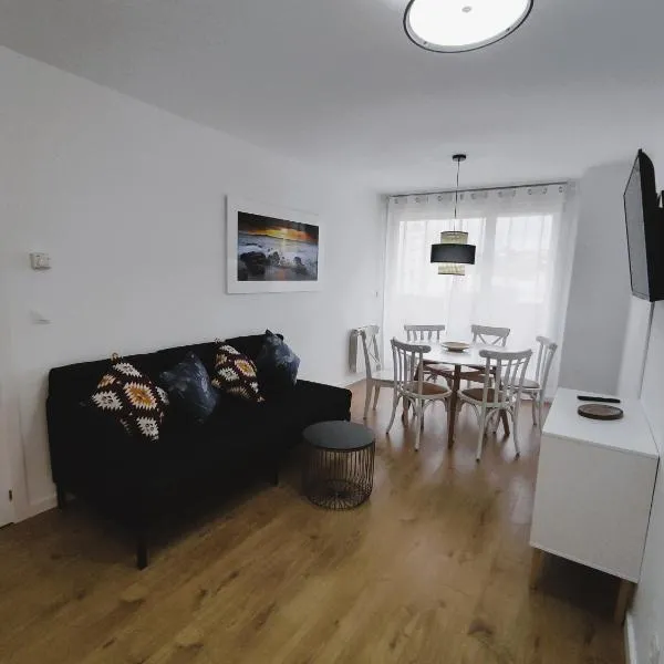 Apartamento Santander Maliaño, hotel a Maliaño