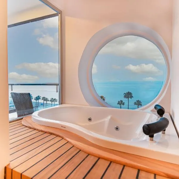 PEARLY HOTEL, ξενοδοχείο στην Αττάλεια