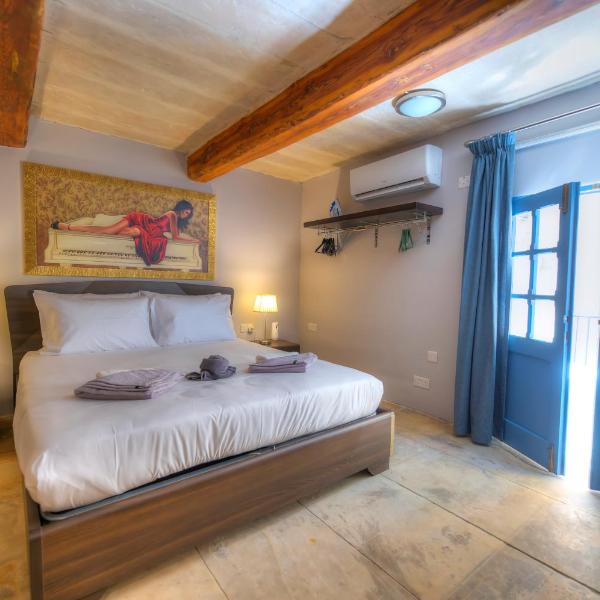 Romantic and historical maisonette in the center of Valletta MBAL1-1, Валетта