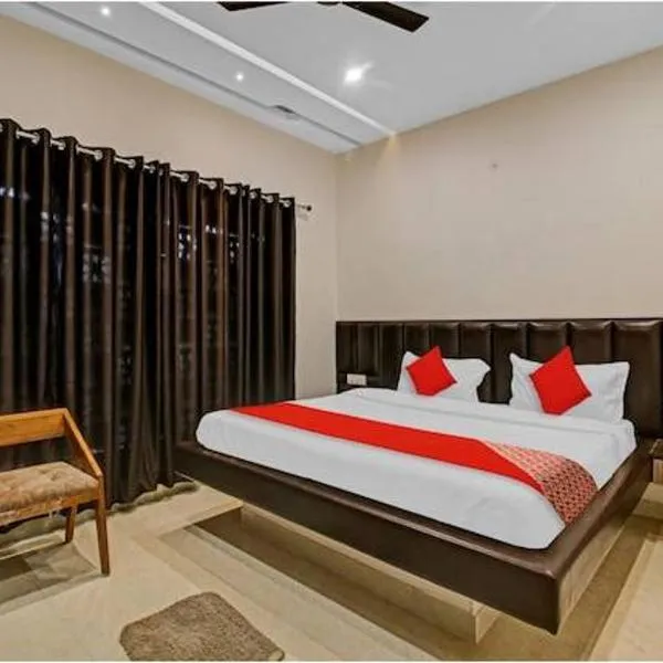 Hotel Four Petals, hotel in Bhopal