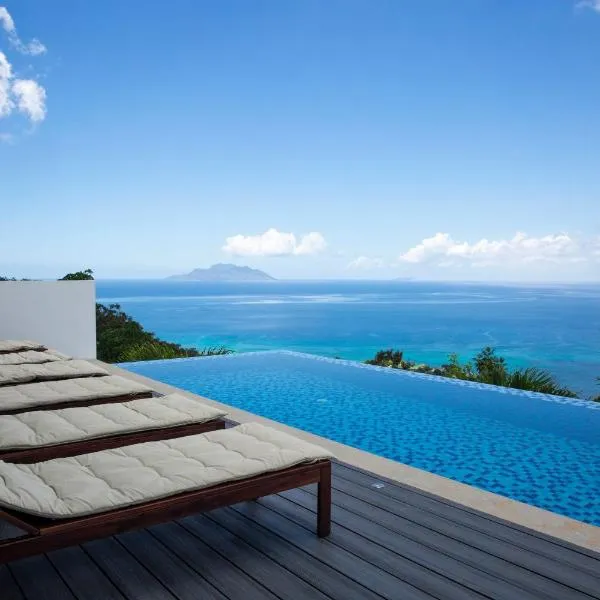Paradise Heights Luxury Apartments & Villa, hotel in Beau Vallon