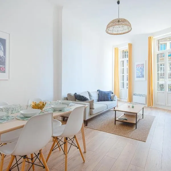 Le Balcon du Vieux-Port-Amazing Sea View-100m2, hotel in Marseille