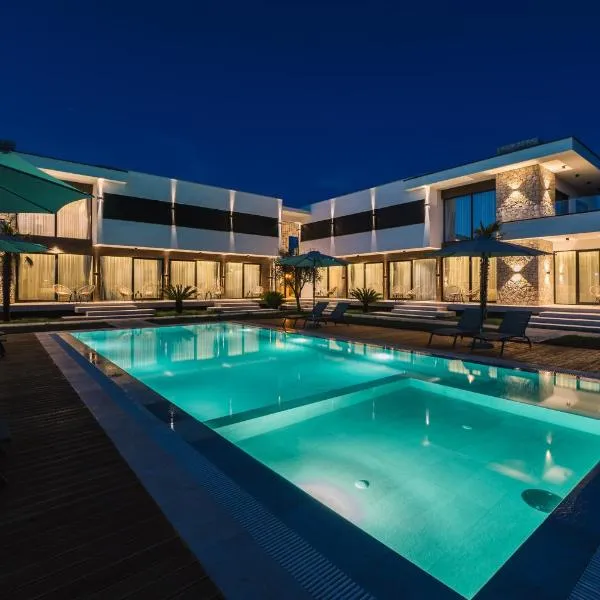 La Mandarine, hotel v destinaci Ulcinj