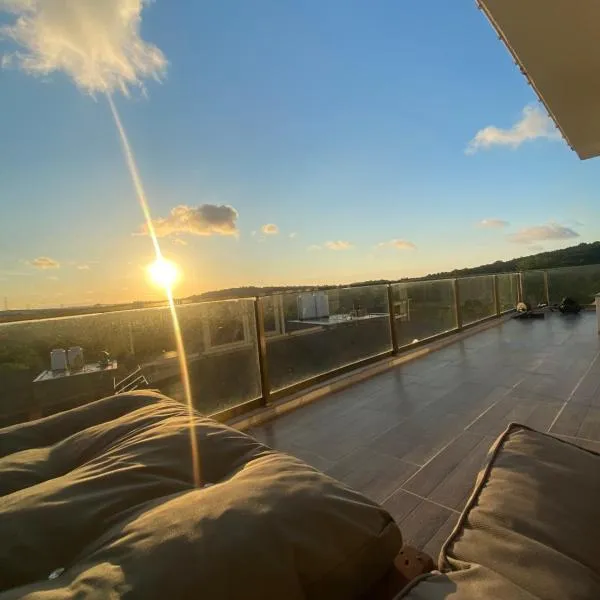 Large private villa, hotel di Arnavutköy