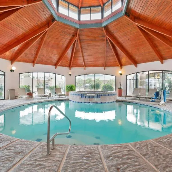 Best Western Plus Swiss Chalet Hotel & Suites, hotel v destinaci Pecos