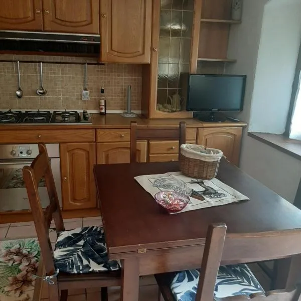 Casa Elena, hotel in Nus