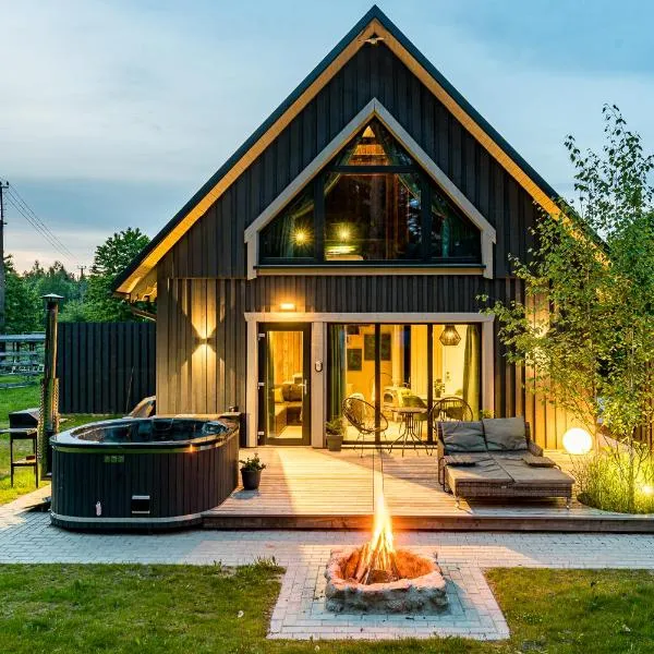 SOPRANO - 'Virš Ąžuolų' - Forest SPA - FREE jacuzzi, hotel in Paplatelė