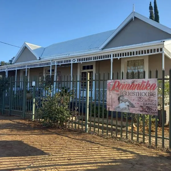 Romantika Guesthouse Accommodation, ξενοδοχείο σε Bloemhof