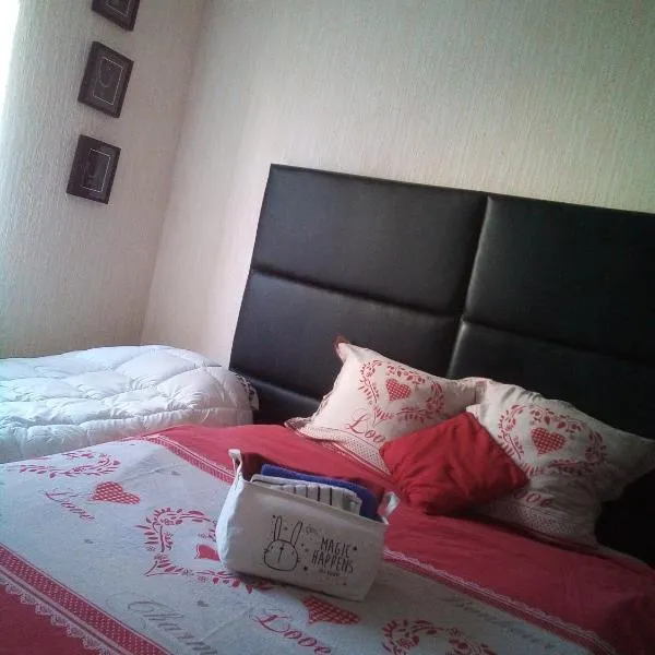 # Prix "Travellers Awards 2023 et 2024" LAC LEMAN Velos Viarhôna Geneve Annecy, hotel in Valleiry