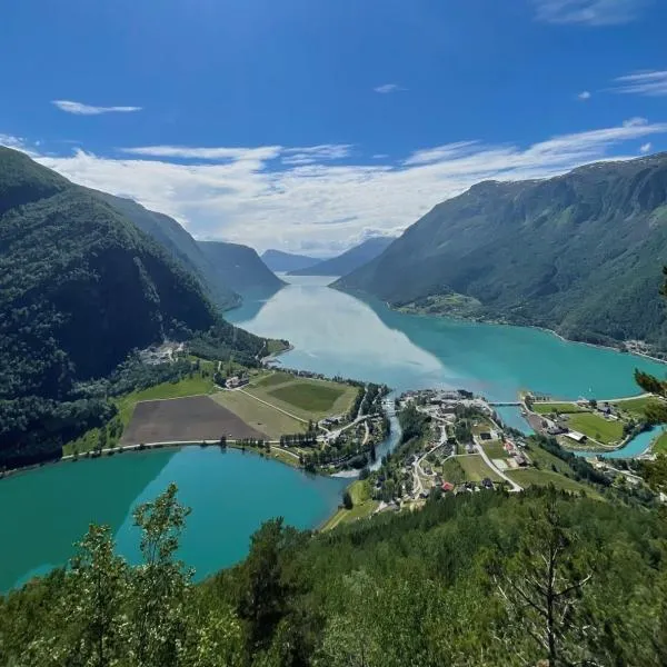 Eide Gardshotell, hotel in Skjolden