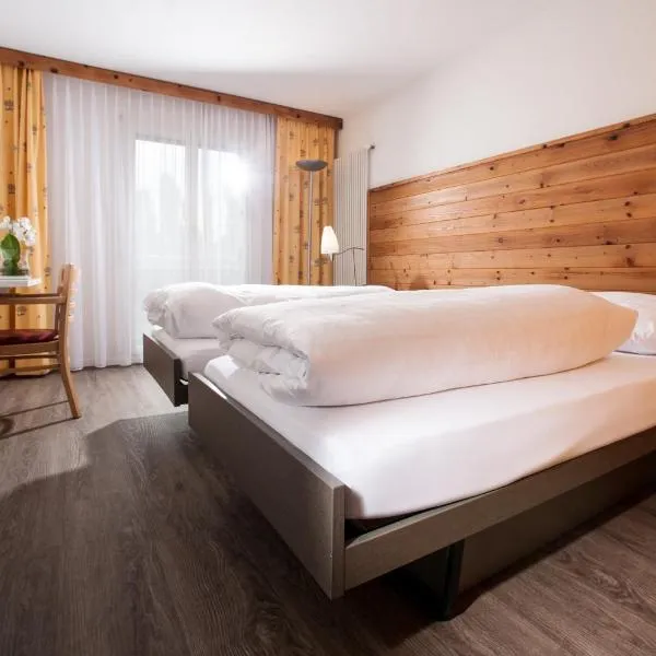 SEELANDHOTEL Weisses Kreuz, hotel v destinaci Lyss