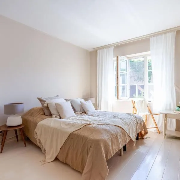 Banga & Sunrise Nida, viešbutis mieste Nida