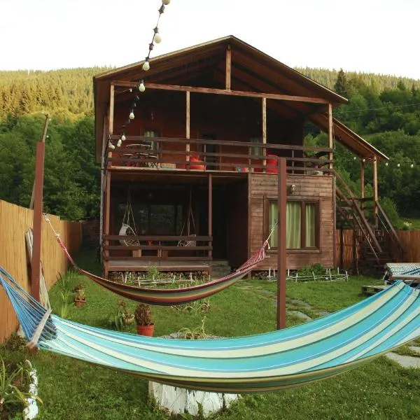 Cottage Woodside, hotel di Mestia