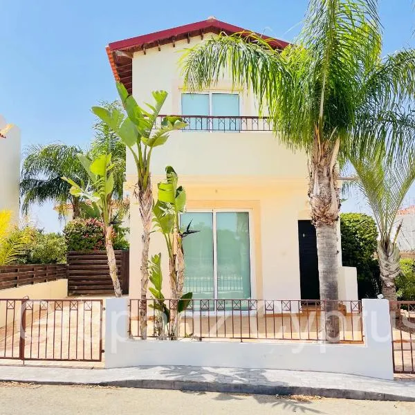 Gr8padz Villa Artemis, hotel di Protaras