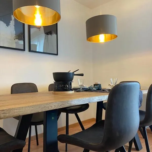 Apartments Flora - Sunflower, hotell sihtkohas St. Moritz