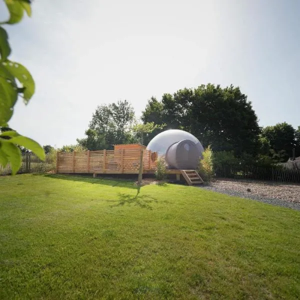 Bulles Odette & Ginette et Tiny House Suzette "Au guet Marais" Etape Insolite, hotel in Paliseul