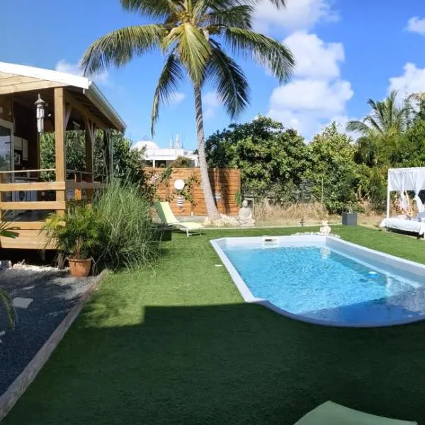 Villa Rosa Karibella, hotel in Saint-François