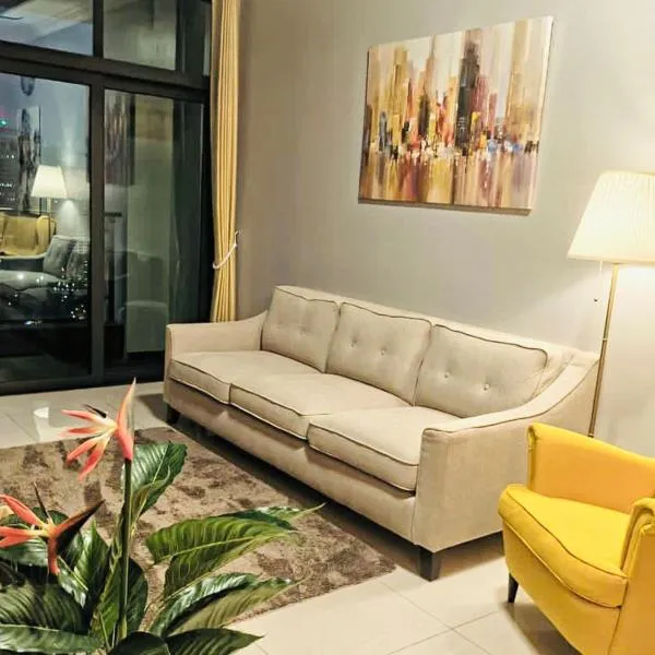 3 Bedrooms Short Stays Condo at KLCC, hotel in Kuala Lumpur