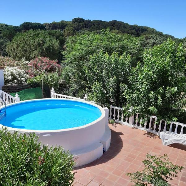 Chalet rural La Solana, a 12 Kilómetros de Córdoba en plena sierra, con piscina, Cordoue