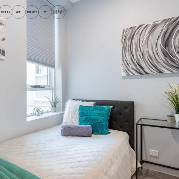 Ensuite King Single Room - AC - Next to Central - Closely Located to Almost Sydney Must Seen Spots, hotel in Sydney