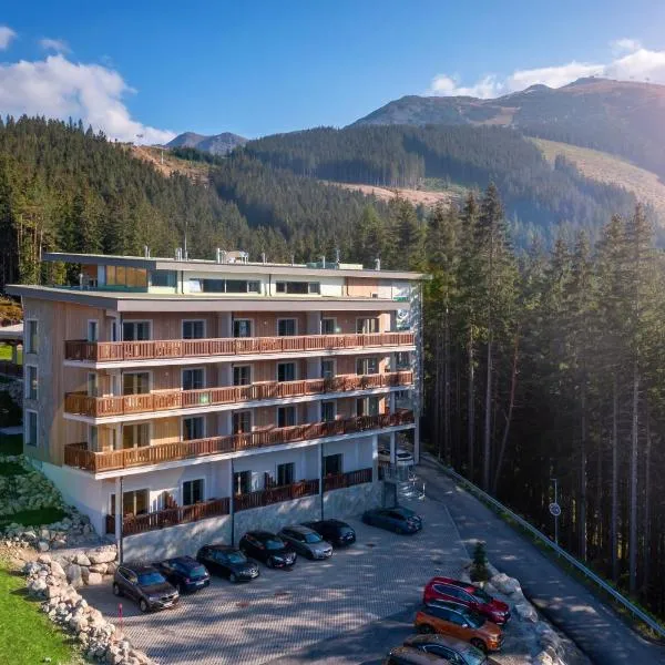 Hotel Strachan Family Jasná, hotel v Demänovské dolině