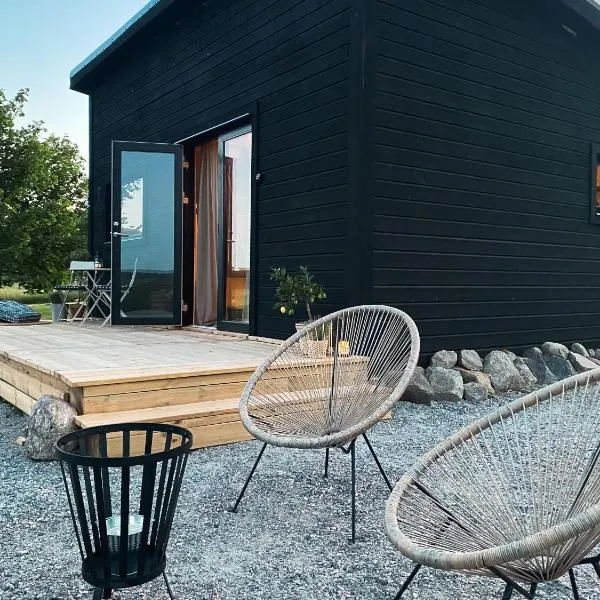 Field View Cabin, hotel in Örebro