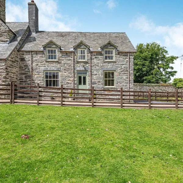Waedog Bach, hotel in Llanfor